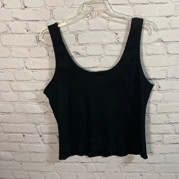 Better Be Plus Black Ribbed Crop Tank - Picture 4 of 6